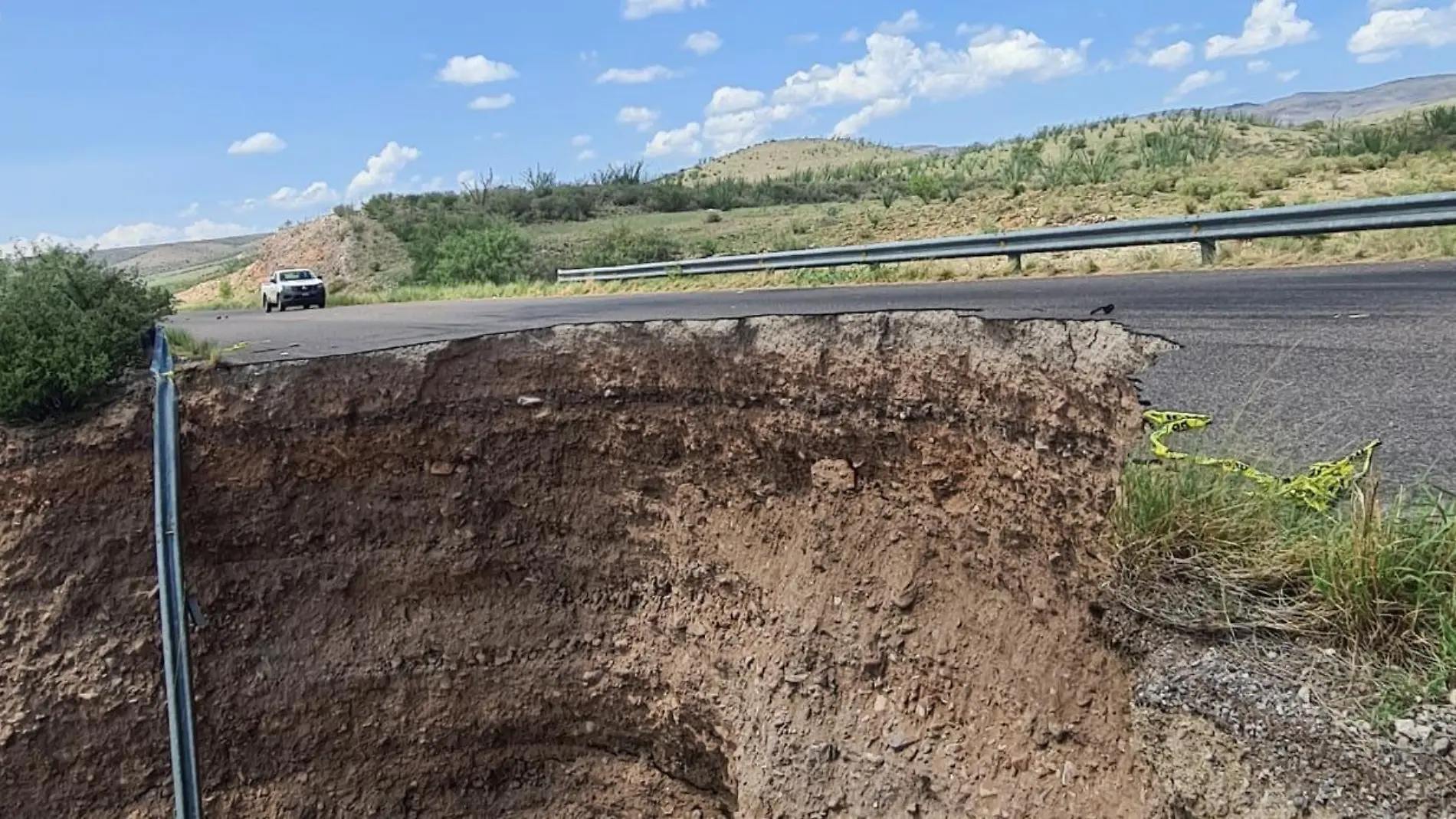 Desprendimiento carretera megahoyo hoyo